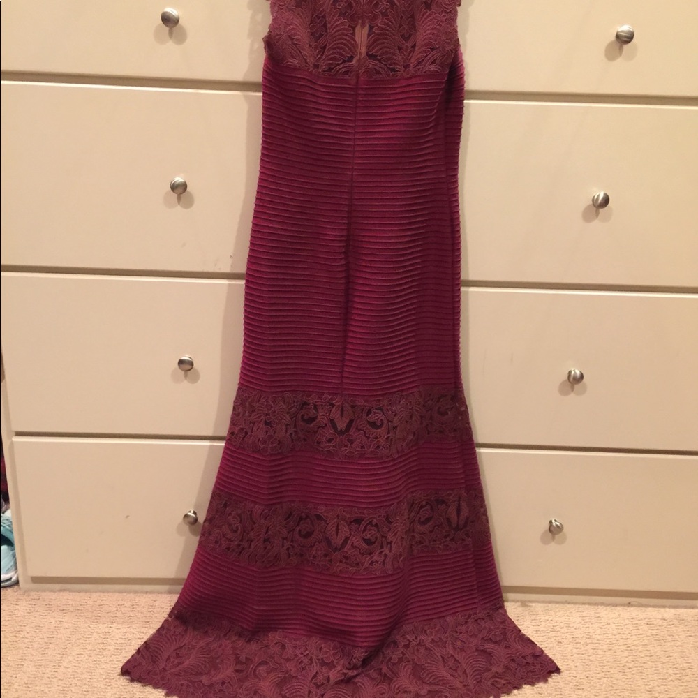 Tadashi Shojo Burgundy Evening gown